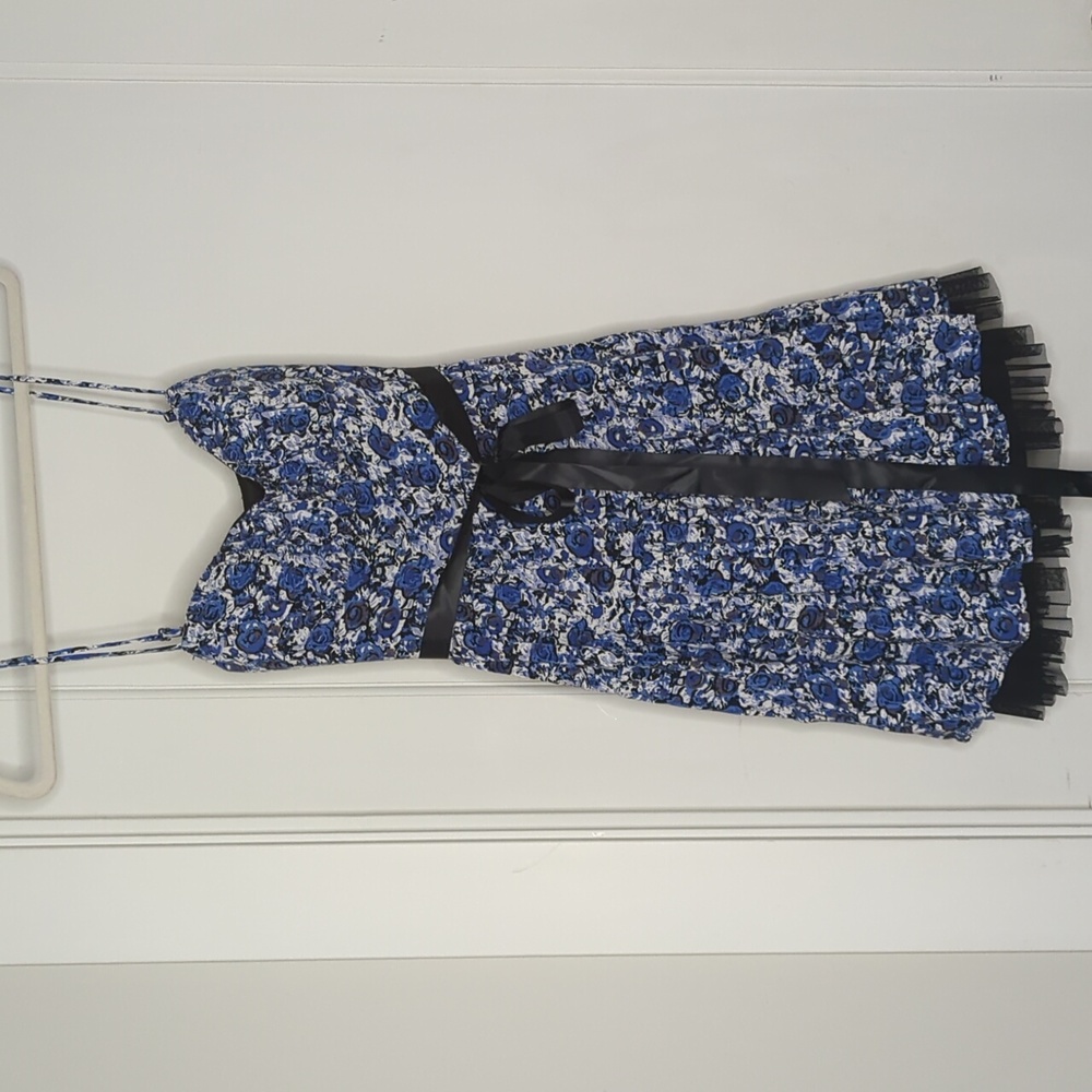 B. Darlin Floral Sleeveless Dress Juniors Size 5